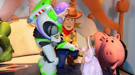 Meet Buzz and Woody at Disney World